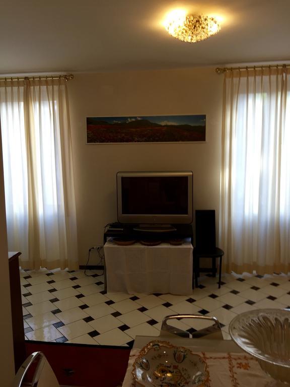 Appartamento Piazza San Marco Florens Rum bild